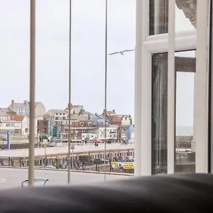 https://stellas-secret-bridlington.yorkshirehotels.net